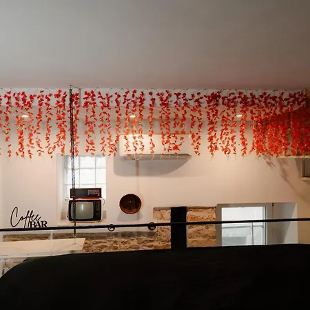 Alojamento de Acomodação e Pequeno-almoço Mariposa Cinema *